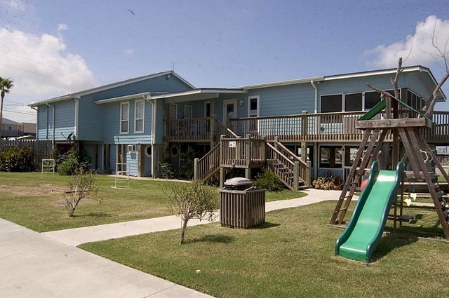 $899,000 | 1250 North Crystal Beach Road | Crystal Beach