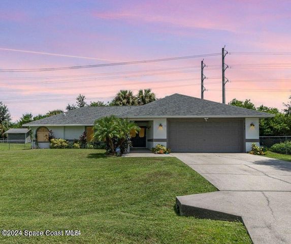 $365,000 | 711 Glencove Avenue Northwest | Palm Bay