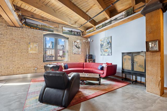 $365,000 | 404 North Washington Avenue, Unit 103 | Warehouse District