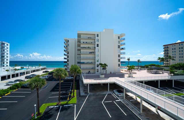 $749,999 | 3460 South Ocean Boulevard, Unit 3140 | South Palm Beach - Palm Beach