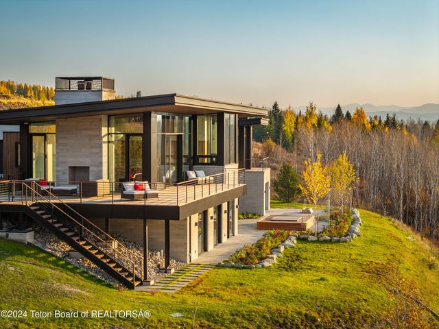 $19,950,000 | 2555 Trader Road | Jackson Hole