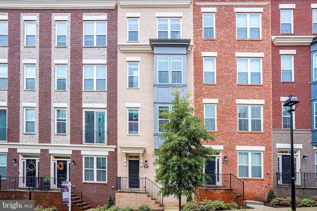 $1,112,000 | 1953 Roland Clarke Place | Reston