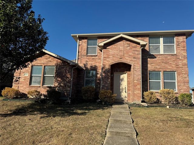 $309,900 | 1421 Evergreen Street | Royse City