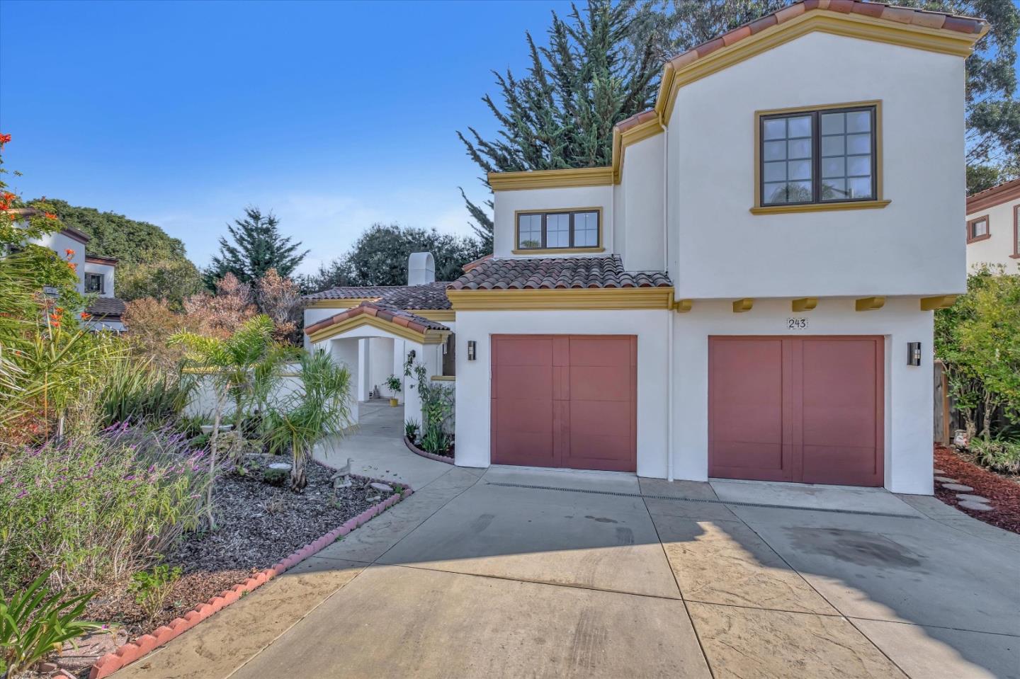 243 Harbor Beach Court Santa Cruz CA 95062 Compass