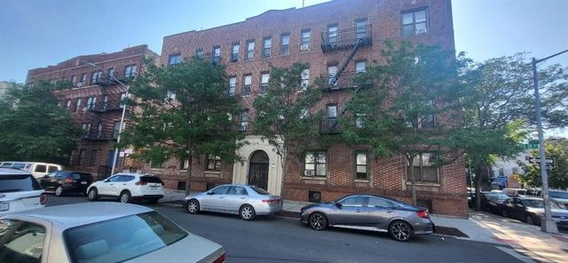 $3,750,000 | 236 East 28th Street | Flatbush