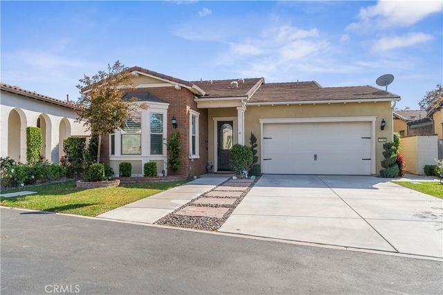 $1,748,000 | 3740 Glorietta Place | Brea