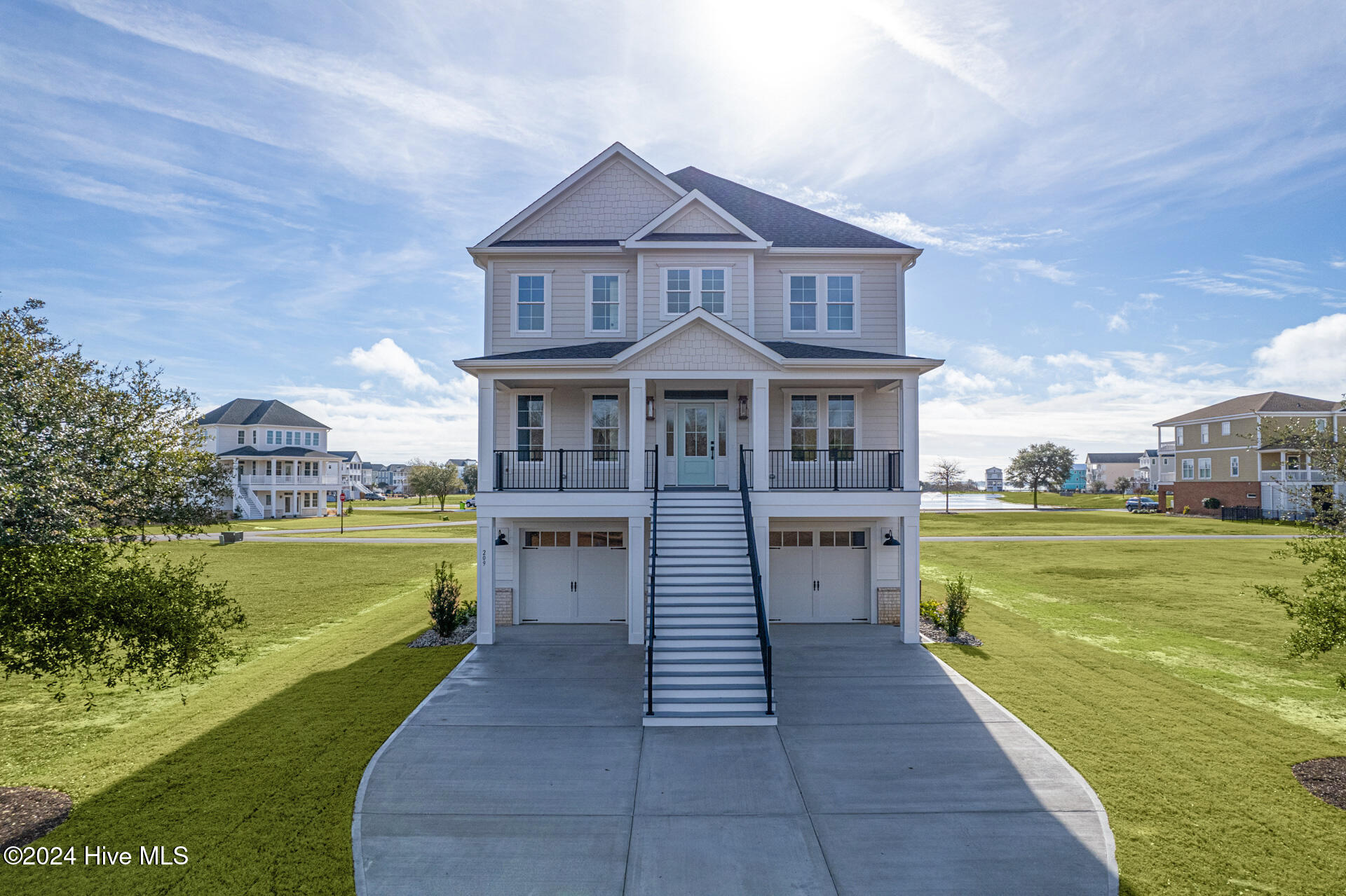 209 Colleton Exterior Front