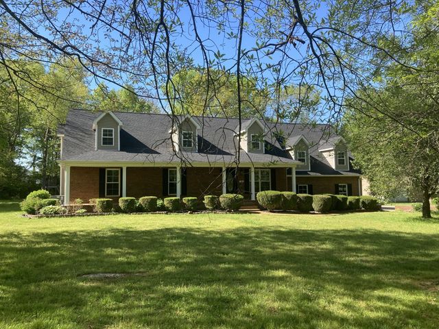 $795,000 | 1319 Forrest Trace Drive