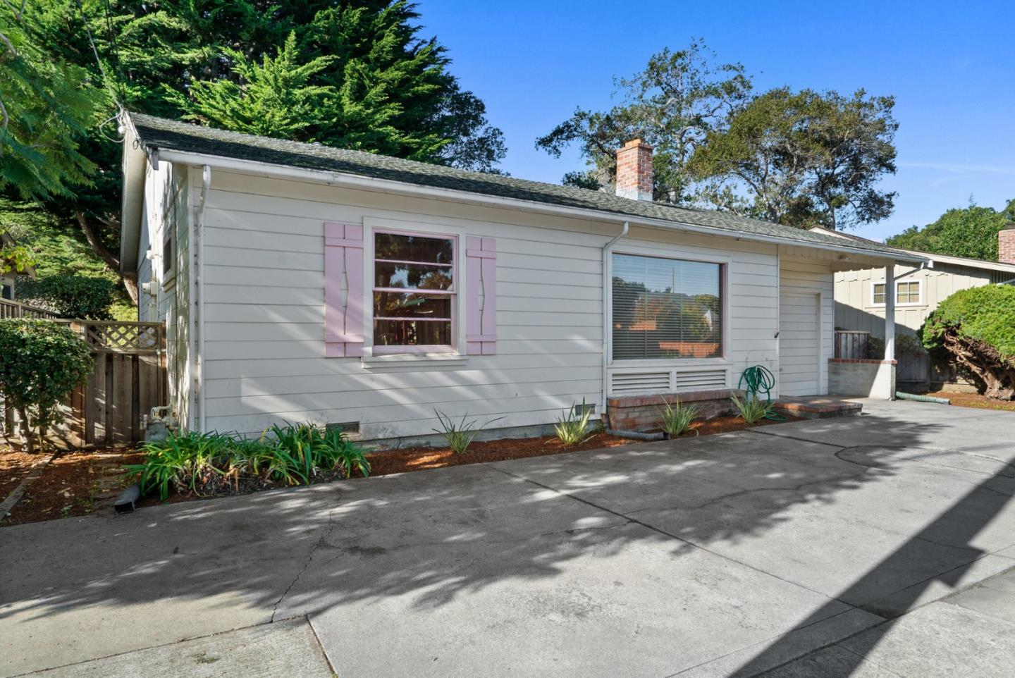 709 Riverview Drive Capitola CA 95010 Compass