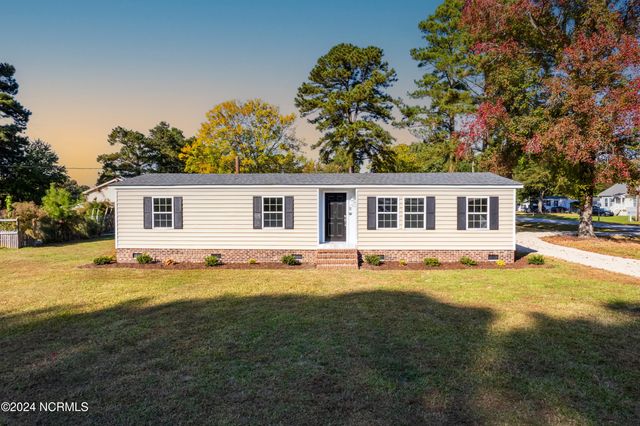 $279,000 | 1073 Florida Road | Nixonton Township - Pasquotank County