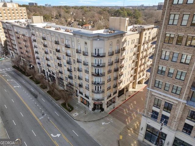 $392,500 | 2255 Peachtree Street Northeast, Unit 724 | Buckhead