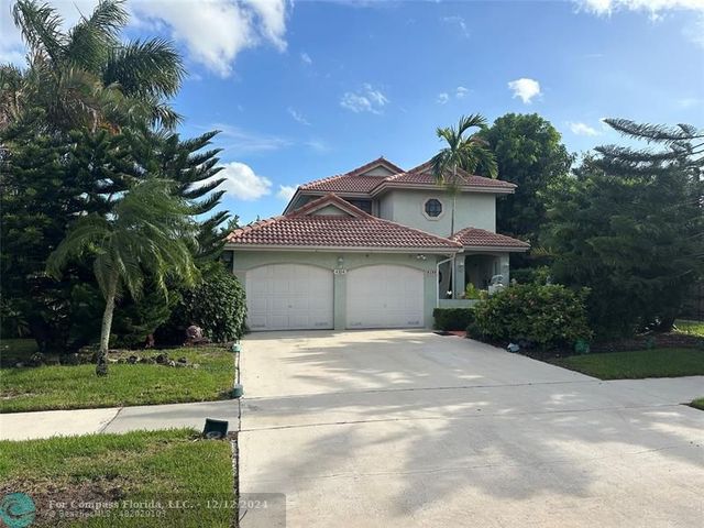 $649,900 | 4104 Northwest 5th Drive | Deerfield Beach