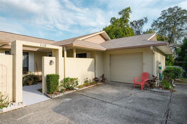 $340,000 | 110 Lakeside Colony Drive | Tarpon Springs