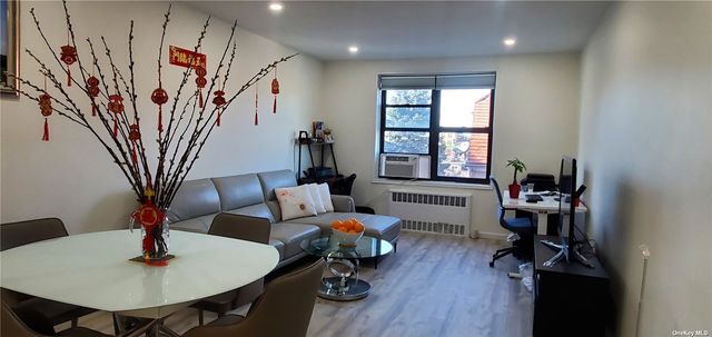 $399,000 | 87-09 34th Avenue, Unit 3C | Jackson Heights