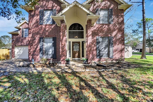 $365,000 | 1909 San Joaquin Parkway | Friendswood