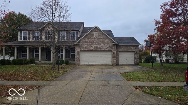 $319,900 | 8235 Thorn Bend Drive | Hawthorne Meadows