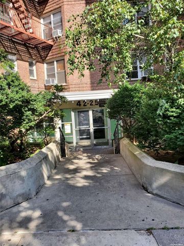 $650,000 | 42-25 80th Street, Unit 2L | Elmhurst