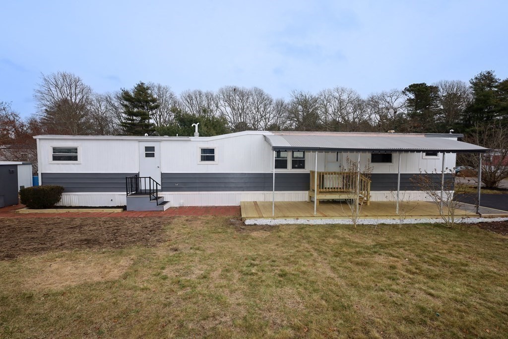 a view of a house with a swimming pool