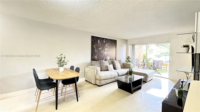 $2,550 | 9731 Fontainebleau Boulevard, Unit F105 | Fountainebleau