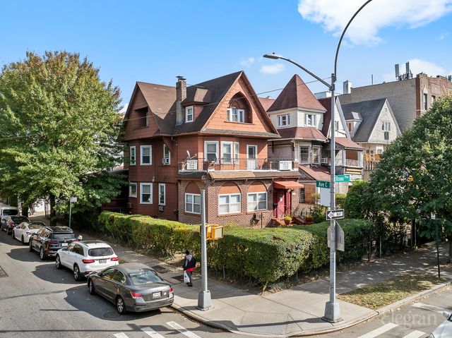 $3,800,000 | 339 Ocean Parkway | Kensington