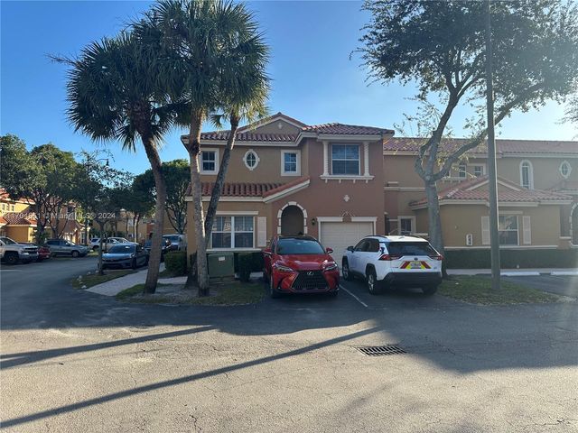 $545,000 | 8520 Northwest 139th Terrace, Unit 1601 | Miami Lakes