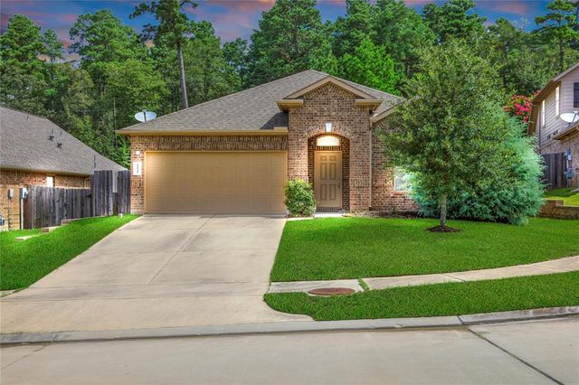 $2,300 | 12331 Little Blue Heron Lane | Conroe