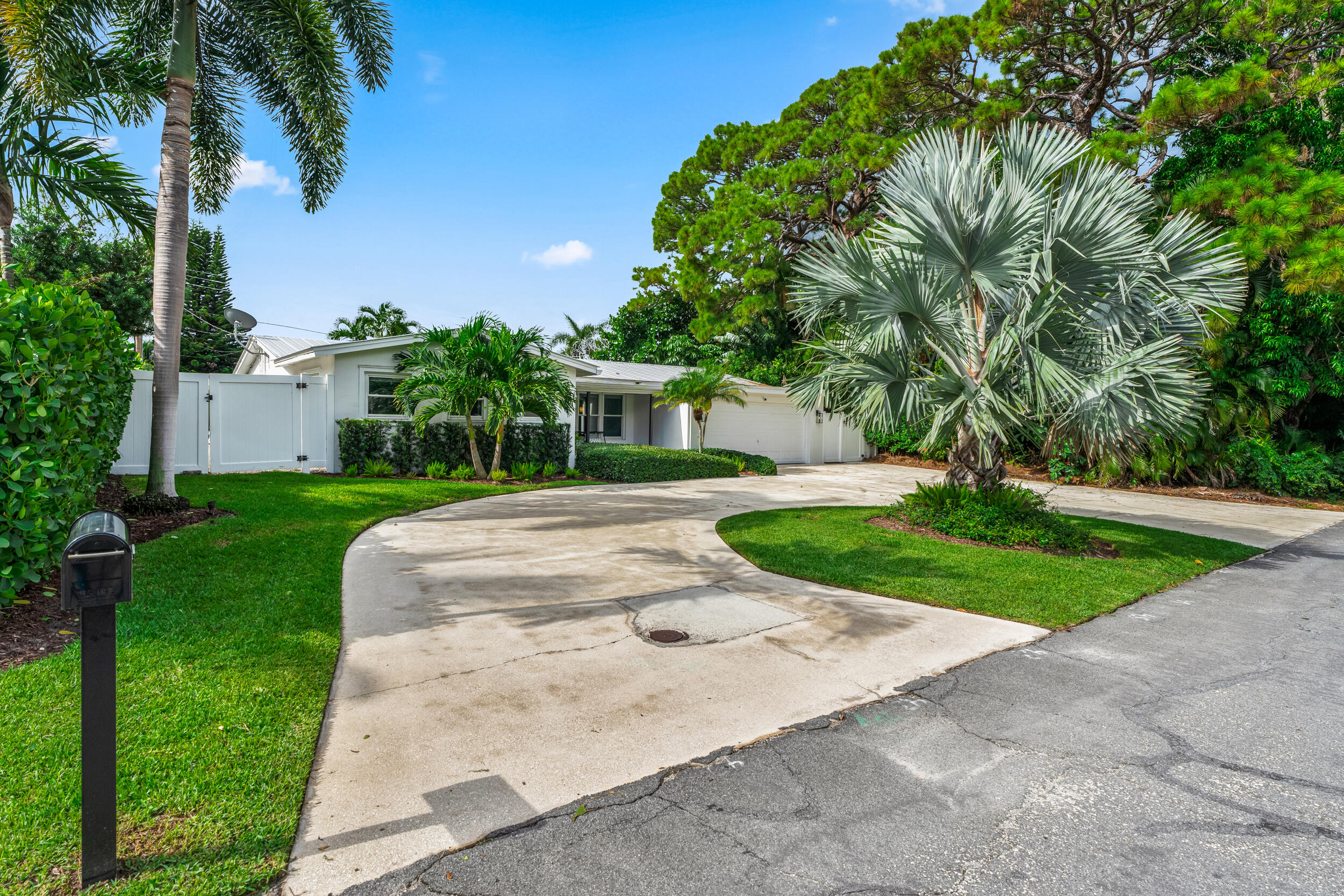 a view of backyard with green space