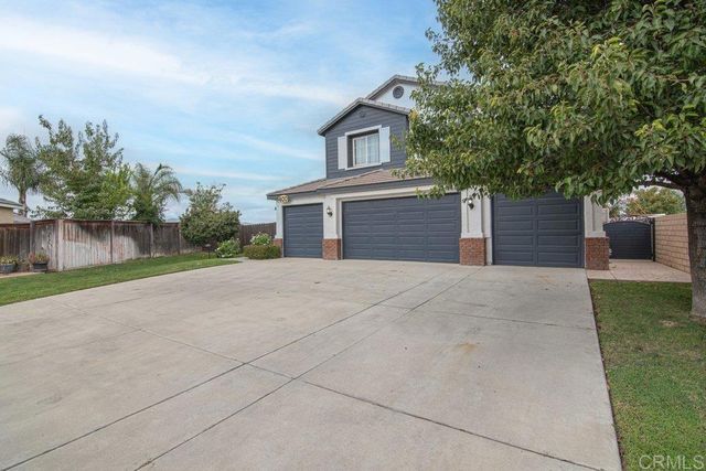 $569,000 | 400 Colt Street | Equestrian Downs