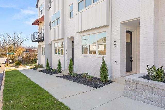 $2,400 | 667 Bespoke Way | Downtown Chattanooga