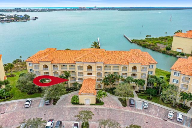 $489,900 | 4 Harbour Isle Drive East, Unit 203 | Harbour Isle at Hutchinson Island