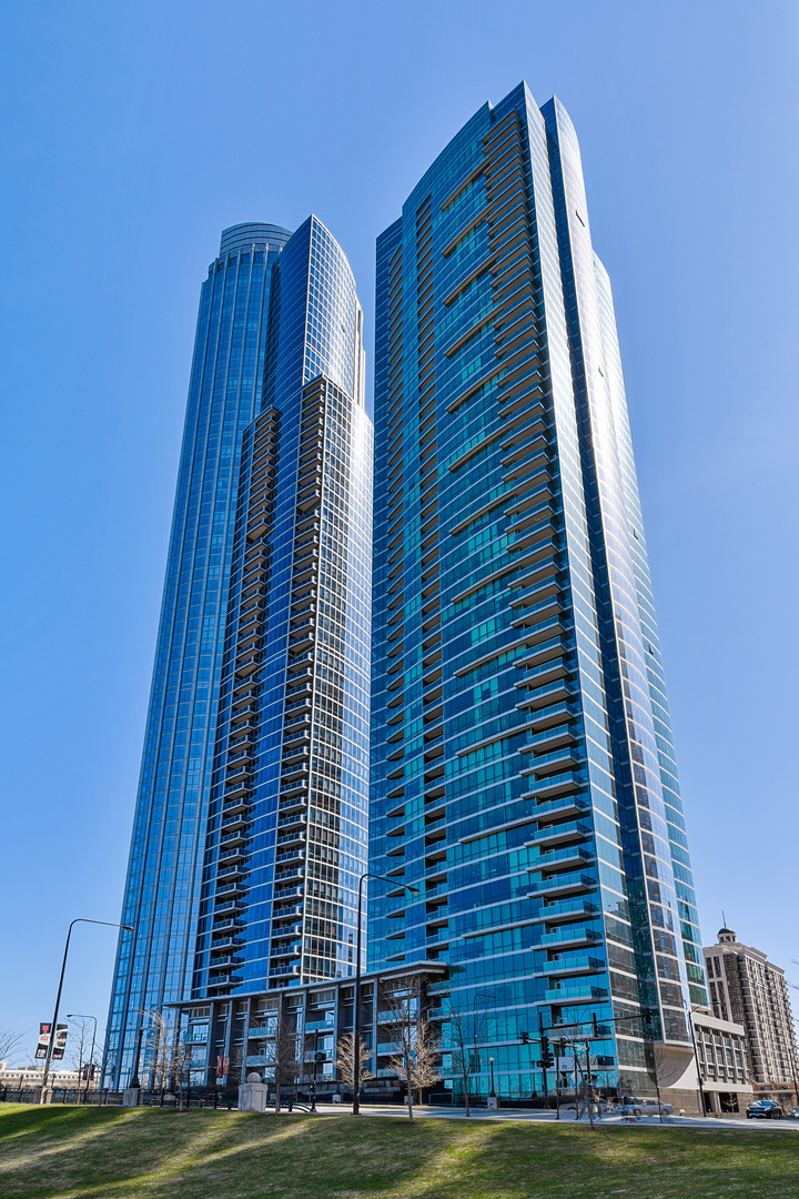 a view of a tall building