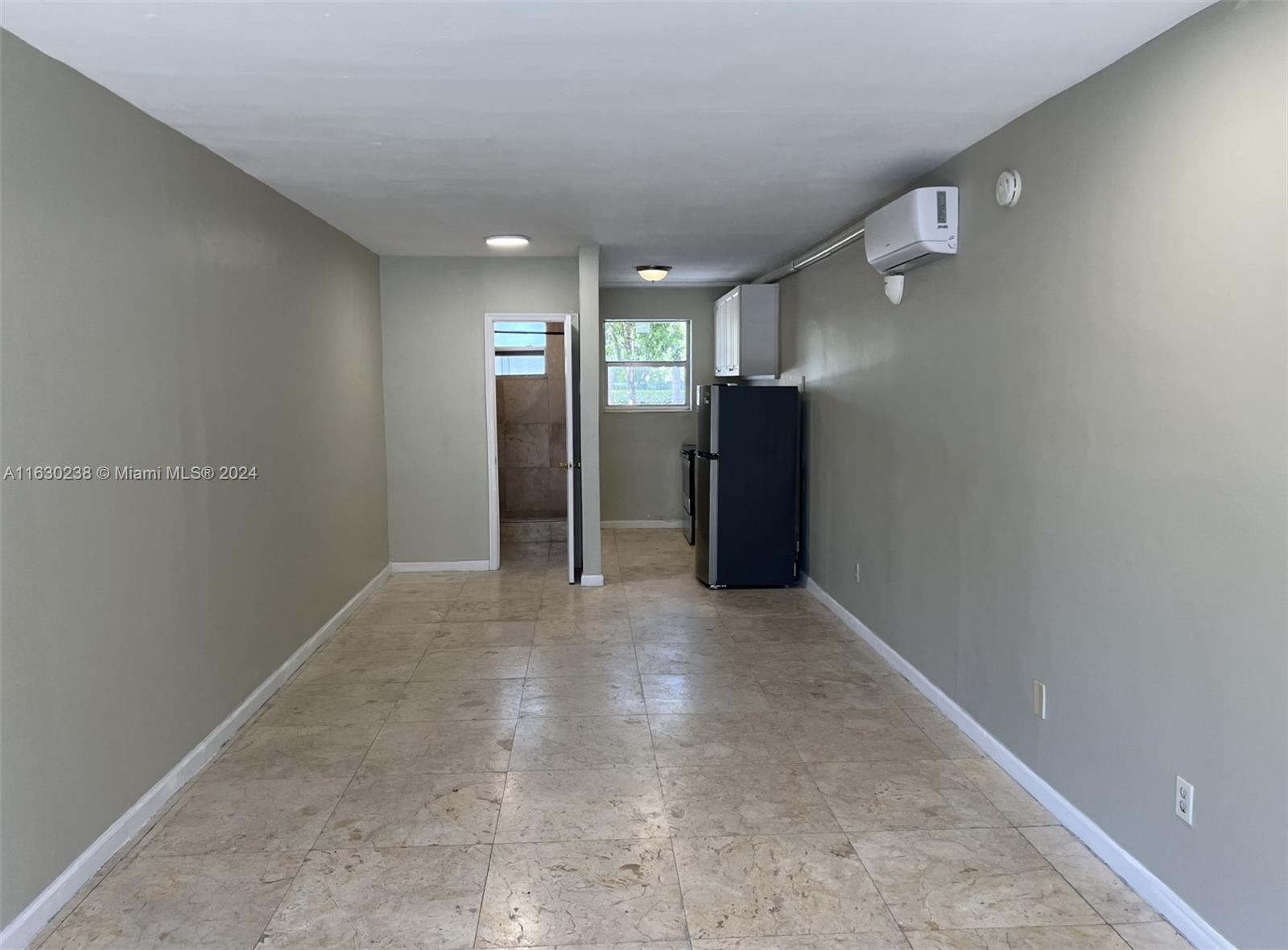 a view of hallway with a hallway