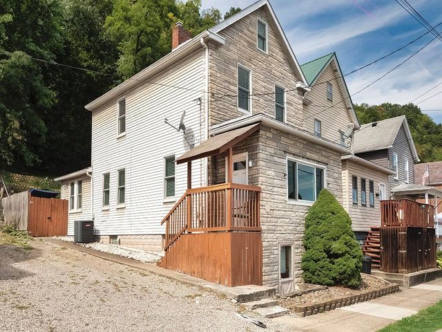 $129,999 | 511 Marion Street | Creighton