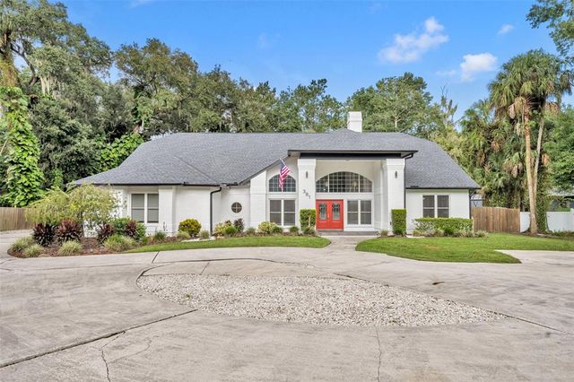 $1,299,000 | 381 South Moss Road | Winter Springs