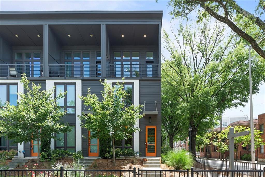 a house view with a outdoor space