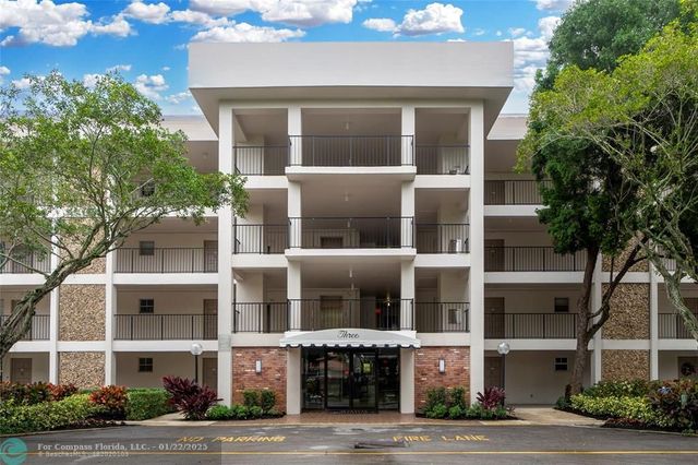 $160,000 | 2900 North Palm Aire Drive, Unit 303 | Palm Aire