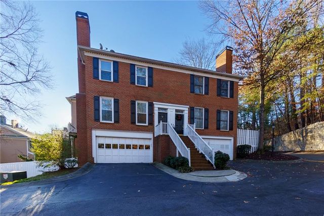 $3,100 | 7500 Roswell Road, Unit 52 | Accolades