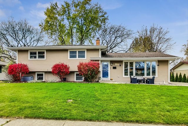 $535,000 | 1229 Basswood Drive | Naperville