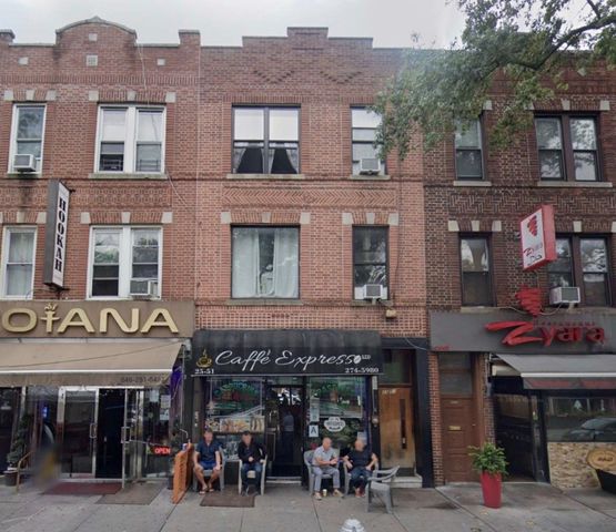 $2,800,000 | 25-51 Steinway Street | Astoria