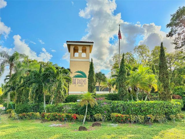 $2,300 | 251 Palm Circle West, Unit 302 | The Palms of Pembroke Condominium