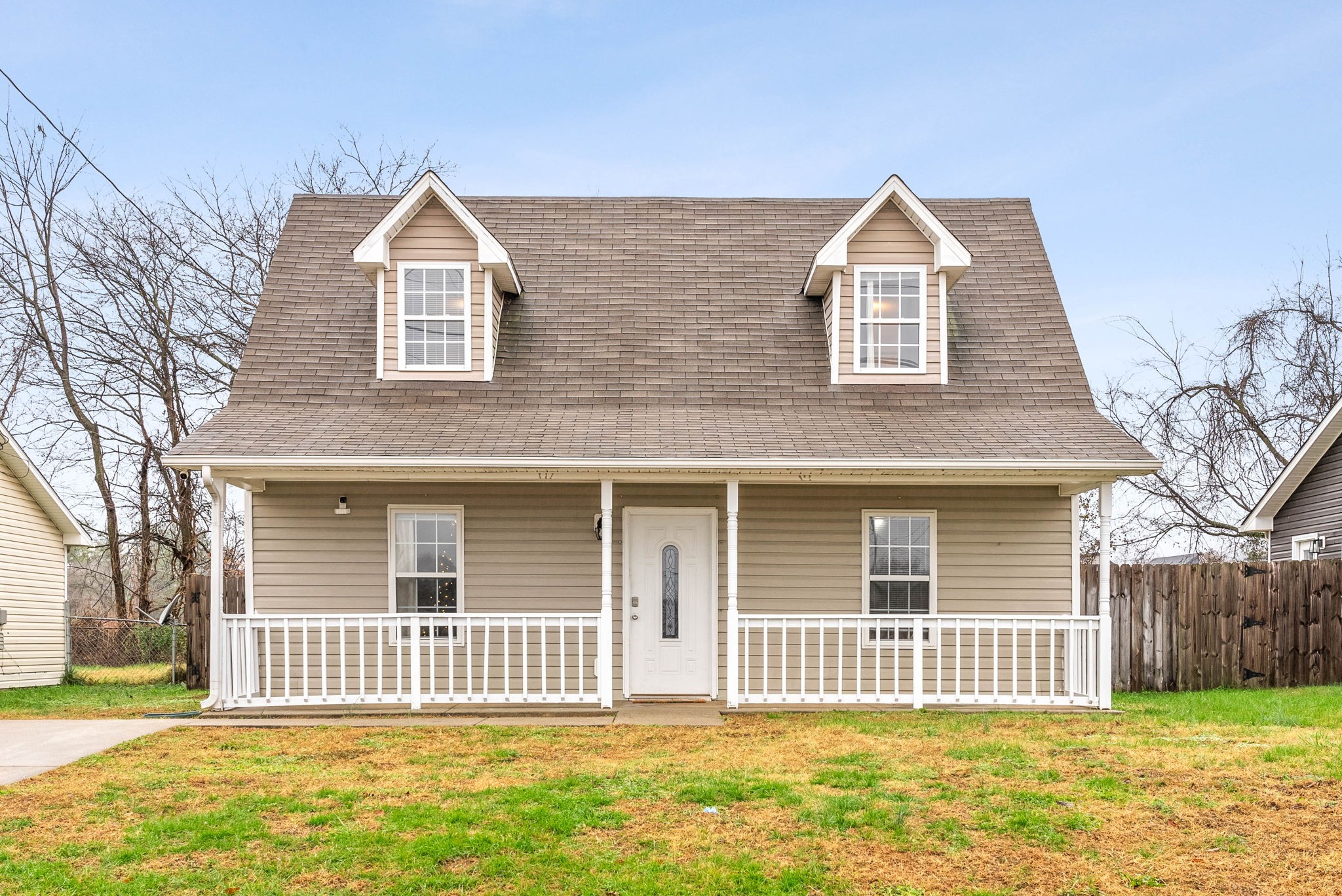 a view of a house with a outdoor space