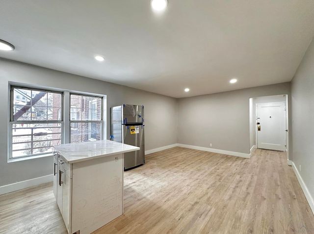 $2,250 | 7214 Blvd East North Bergen Nj 07047, Unit 33C | Bergenwood