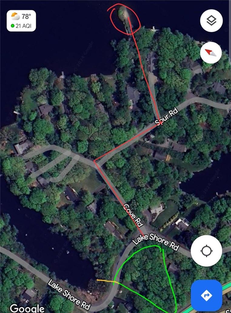 Green triangle is lot; red line is walk to Spur Beach.