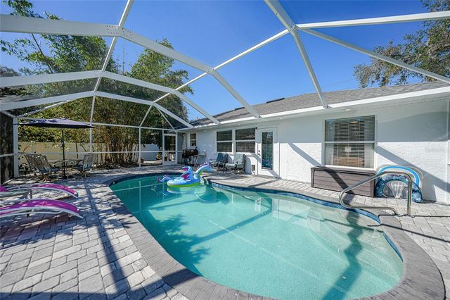 $449,900 | 4040 South Cranberry Boulevard | North Port Gardens