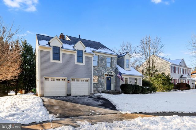 $889,900 | 208 Primrose Court Southwest | Leesburg