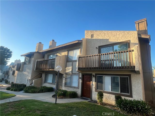 $319,000 | 1251 South Meadow Lane, Unit 122 | Colton