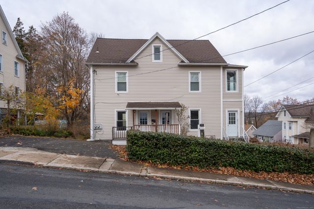 $389,000 | 360 Hillside Avenue | Naugatuck