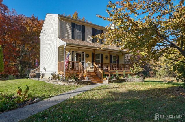 $742,900 | 18 Mary Street | Monmouth Junction Center