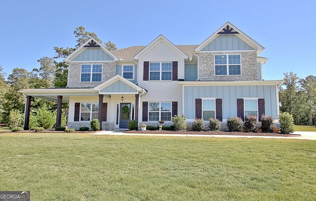 $615,000 | 202 Senoia Oaks Way