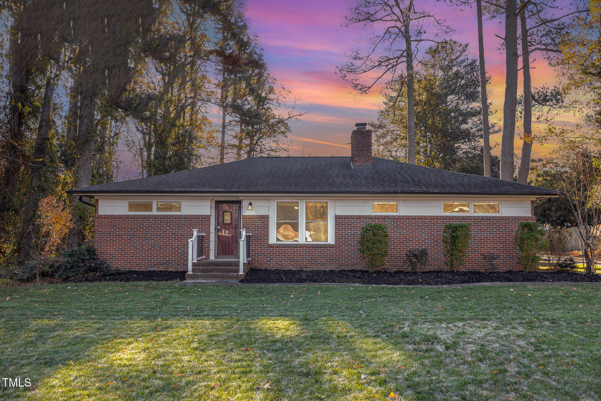 front view of house with a yard